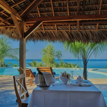 Manja Kely Lodge
