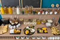 Nemea Appart Hotel Home Suite Nancy Centre - breakfast