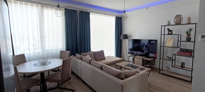 18th & 16h Floor Secure Luxury Condos with Pool & Fitness Included in Price Hotels in Skopje