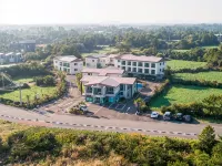 Ocean Square Resort Hotels near Genius Loci