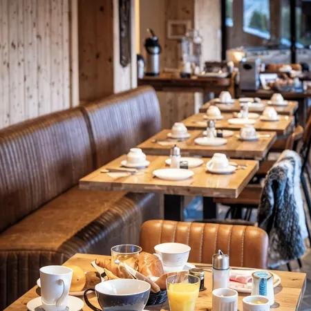 Café-Hôtel le Morillon, Domaine du Grand Massif-Samoëns