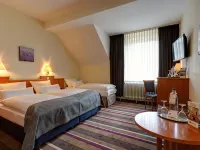 Hotel Ambassador Hotels near Kom(m)ödchen