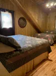 RIVERFRONT 2 STORY, 4 BR, 2 Bath, Washer/Dryer, HOT TUB, Pet Friendly - 3-Star