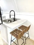 Kayak Cottage - Free Kayaks and Fire Pit - 3-Star