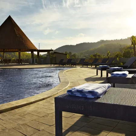 Luwansa Beach Hotel