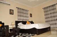 Qeesh Quintessential Apartments - 3-Star