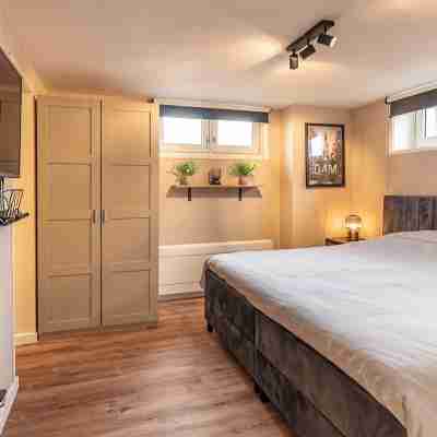 Spacious 120m2 Watervilla With Sauna Near Amsterdam And Schiphol. Rooms