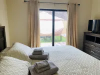 Amazing Ground Floor 2 BR Condo in Malmok close to Arashi Beach - 2성급