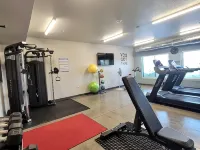 Good Vibes 2-Bedroom Apartment in Waukee - Central Location & Modern Comforts Hotels in Waukee