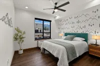 Beautiful New Downtown Columbia Falls Condo near Glacier National Park!