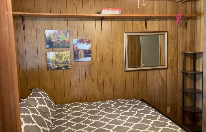 Cozy Creek Cabin: 1-Bedroom Cabin next to Pipestem Resort