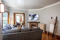 Beautiful Home for the Whole Family! Prime location for experiencing Buffalo! - Bungalow