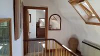 Fabulous Sunny House in Large Private Gardens. Sun Porch & Patio. Mountain Views - Wifi