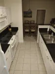 Cozy Comfortable Condo 2/2 No Chores