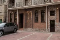 BoNaMi Guest House - 停車場