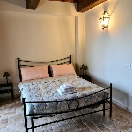 Apartment in farmhouse with swimming pool