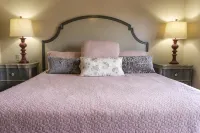 4 Bedroom 3 Bathroom with Covered Porch in Gated Golf Community-HotTub & FirePit