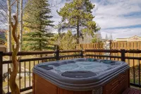 Corral 3bd/3ba , Downtown Breckenridge, 3 King Beds, Walk to Ski Lift, Hot Tub - 2-Star