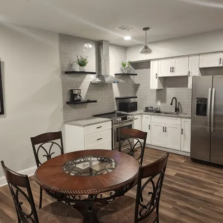 A luxurious getaway in beautiful Buford.