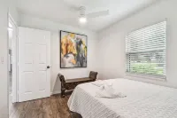 Modern 3bed, 2bath House in Wesley Chapel, with EV Charging Outlet, AC, & WiFi. - 精品
