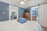 Brockway's 5 bed 4 bath Homestead Minutes From All-Star Village - 4성급