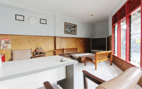 Lingga Guest House Jayagiri Lembang - Pensions