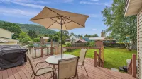 -RARE- In-Village rental! 4-Bedrooms w HOT TUB & AC - 4 tähden