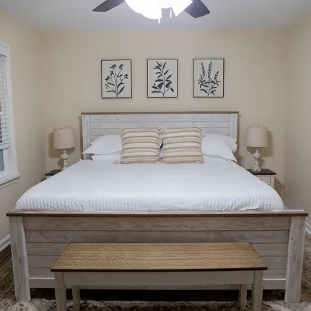 Alabama University Events, 5 bdrm Home by Lake, sleeps 14, 5 mil to Bryant/Denny
