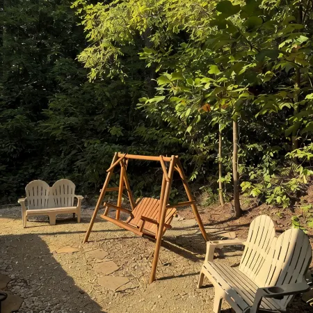 Unique Peaceful- Romantic, Private Pool, Fireplace, AC-Wifi, Delightful Smokies!