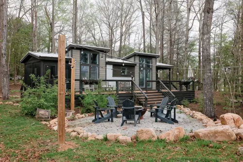 Be Still Tiny House on Monteagle Mountain - 4-Star