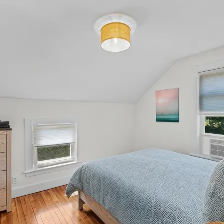 Private Beach House Retreat near Newport