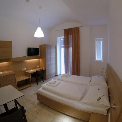 Hotel Aton Отели рядом с достопримечательностью «Андриц»