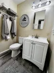 Central Coast Cottage - 홈스테이