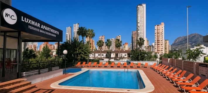 Luxmar Apartaments Hotel di Benidorm