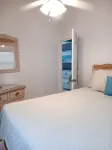 Serenity on the Bay1 - One Bed Cayman Brac - Airport Shops Restaurants Close! - Интернет