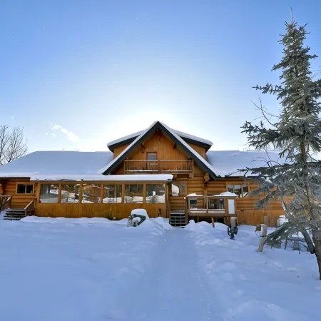 Inn on the Lake - Whitehorse