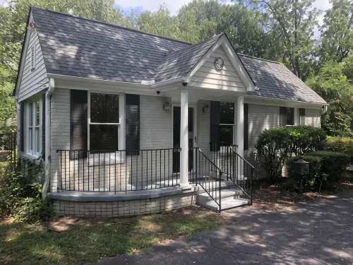 Location location! Cottontown Retreat downtown Columbia, Perfect for 2 couples! - บังกะโล