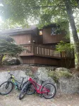 Renovated-Spacious Home Ideally Located in the Middle of Stowe - Jacuzzi