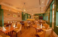 Yarrow Hotel - 4-نجوم