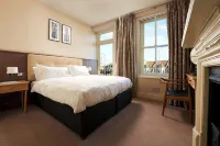 The Wellington - Inns