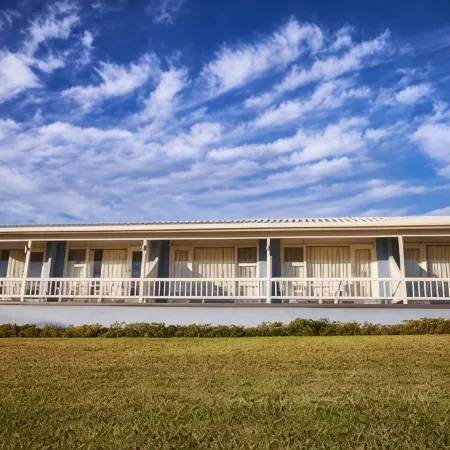 Harbour View Apartments