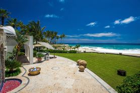Casa Edwards a Beach Front at Villas del Mar