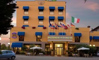 Valdenza Hotel