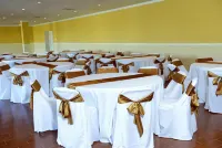 Express Inn & Suites