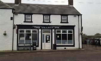 The Village Inn - Housity