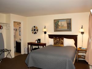 The Whitetail Inn and Suites- Lincoln