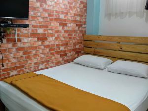 Hotel Hello Guest House Bukittinggi