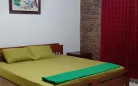 Monamary House