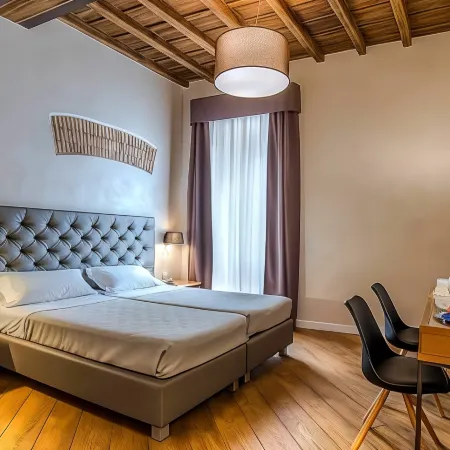 Hotel Elite Отели рядом с достопримечательностью «Мост Сант Анджело»
