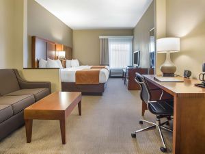 Comfort Suites Bethlehem Near Lehigh University and LVI Airport